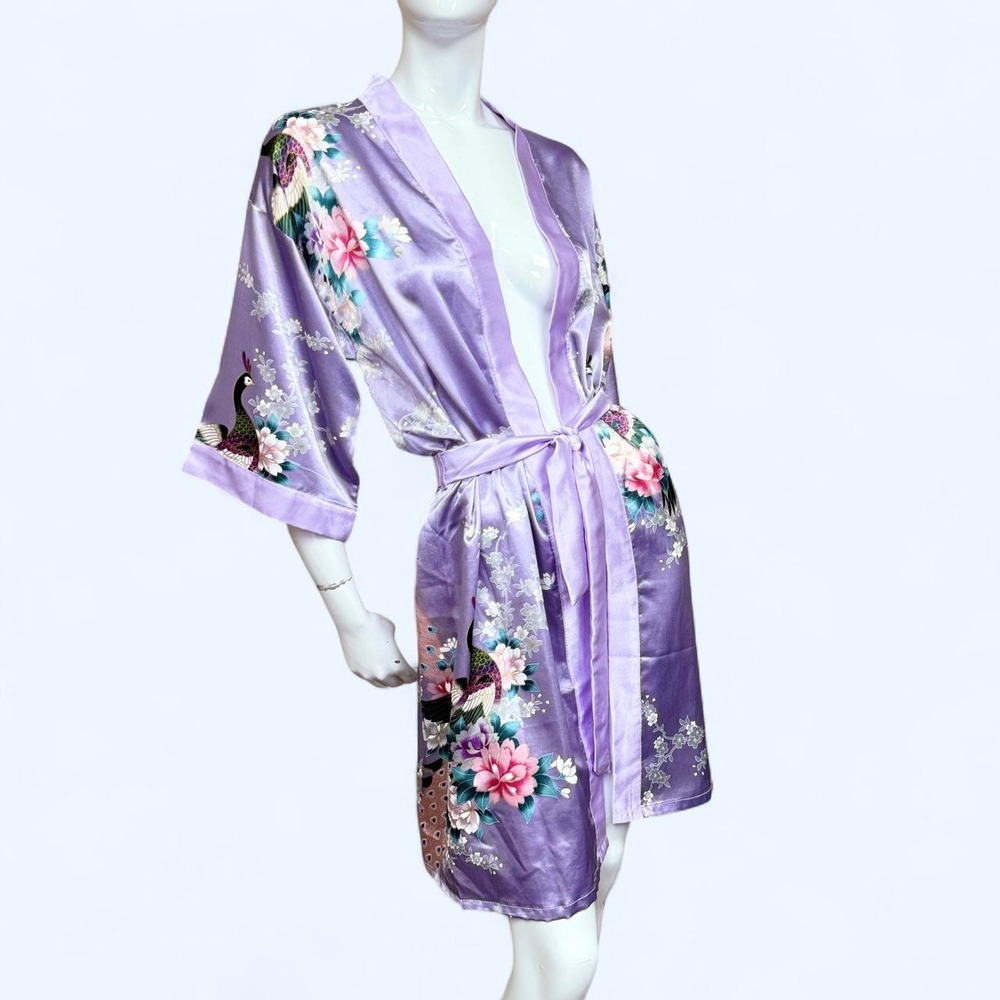 100% Silk Lavender Peacock Floral Kimono Robe Purple Small Loungewear